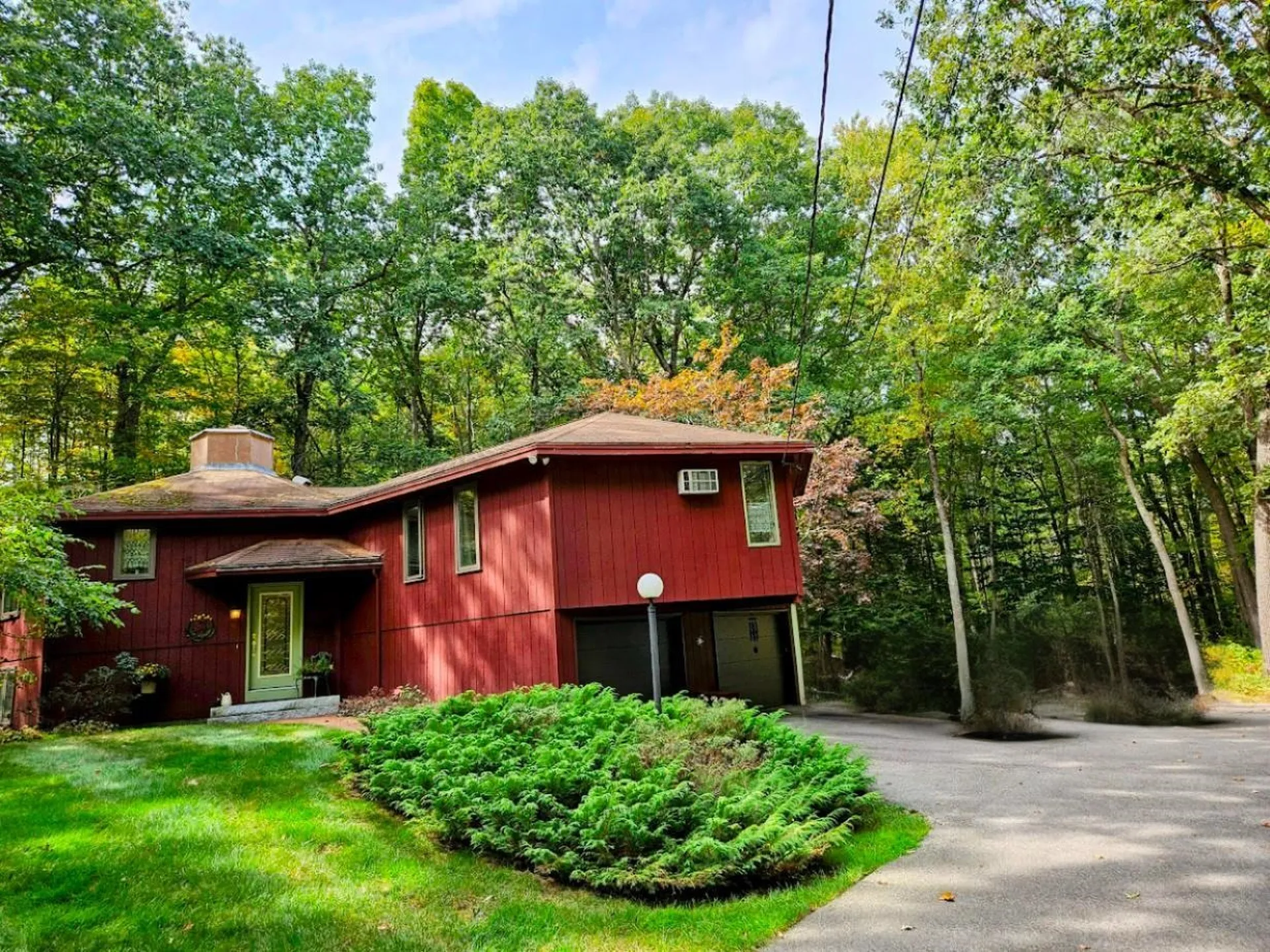 22 James Farm Road Lee NH 03861