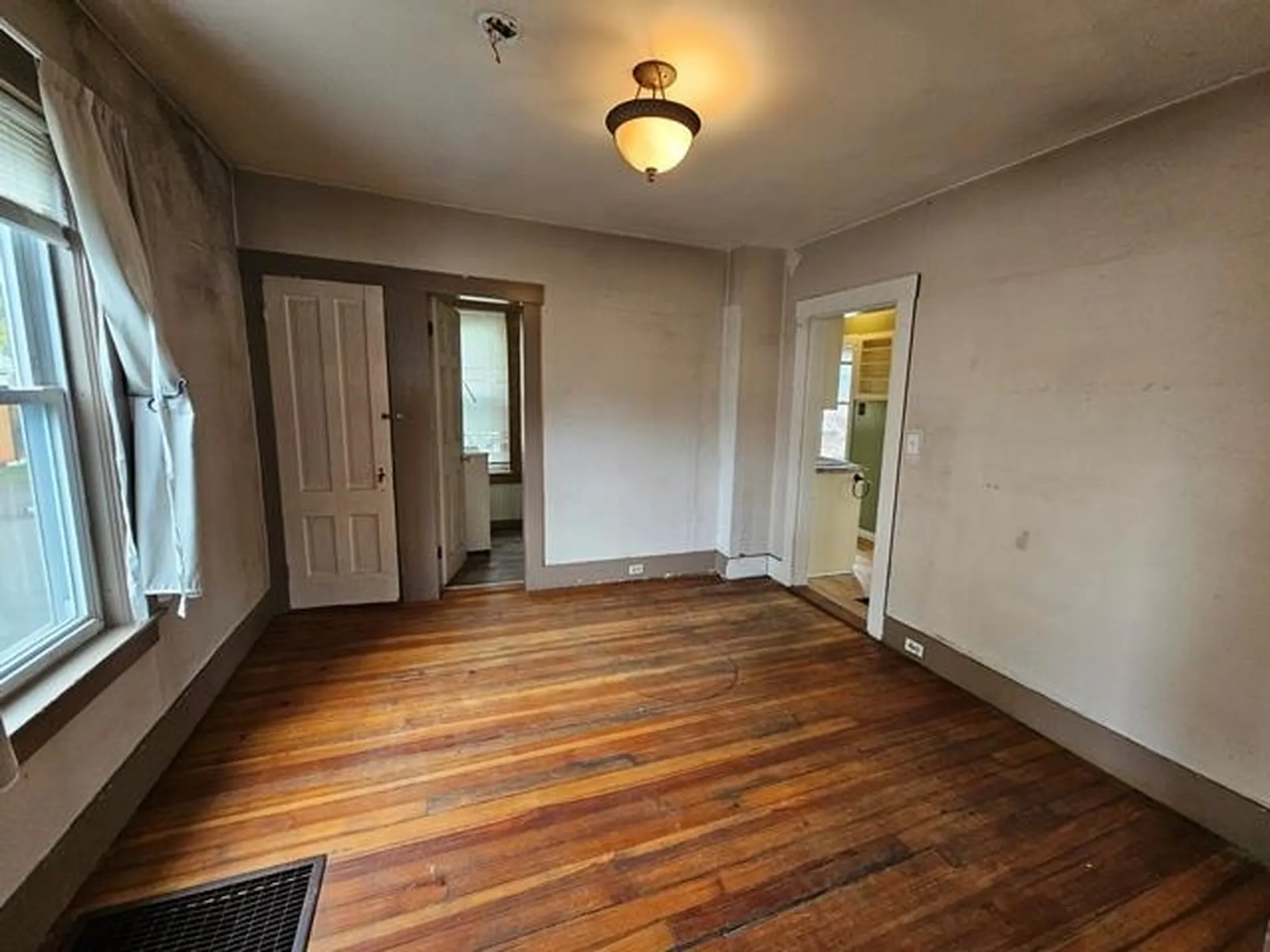 32 Harrison Street Keene NH 03431