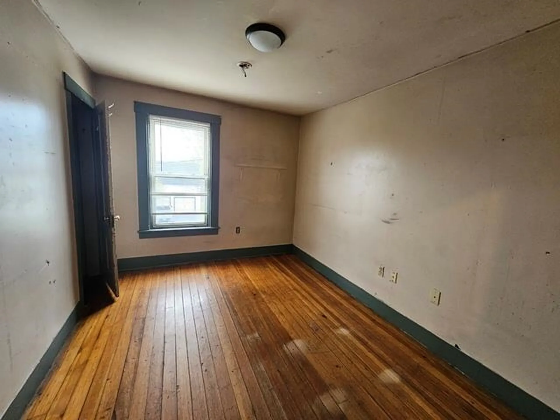 32 Harrison Street Keene NH 03431