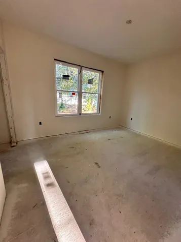 4 Mcdermott Road Hampton NH 03842