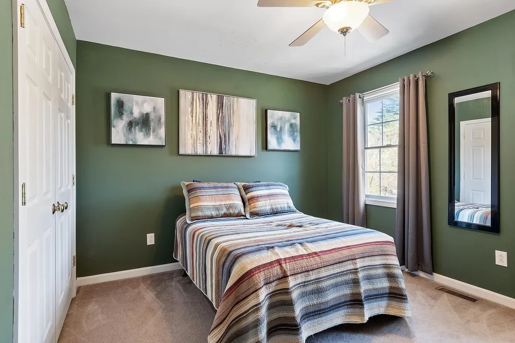 11 Burnham Avenue Nashua NH 03064-1928