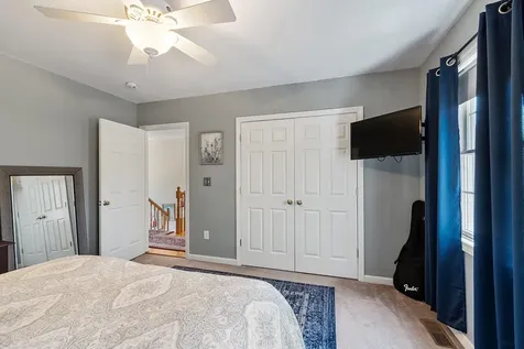 11 Burnham Avenue Nashua NH 03064-1928