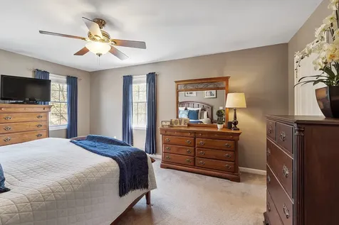 11 Burnham Avenue Nashua NH 03064-1928