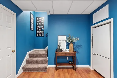 11 Burnham Avenue Nashua NH 03064-1928