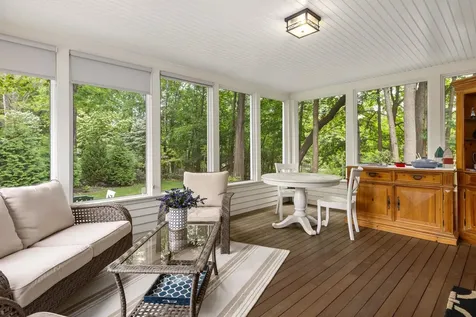 22 Colonial Lane New Castle NH 03854