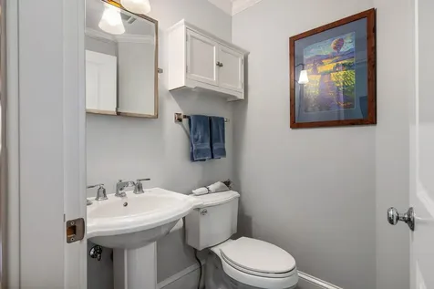 22 Colonial Lane New Castle NH 03854