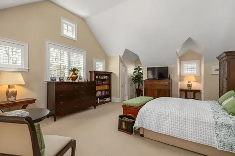 22 Colonial Lane New Castle NH 03854