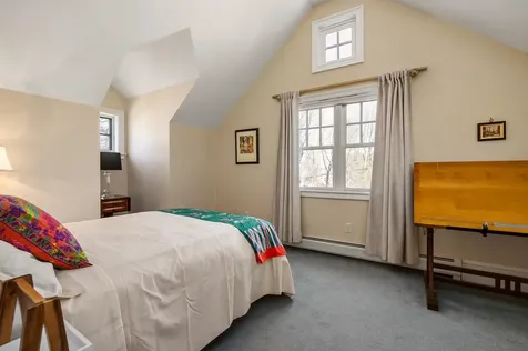 22 Colonial Lane New Castle NH 03854