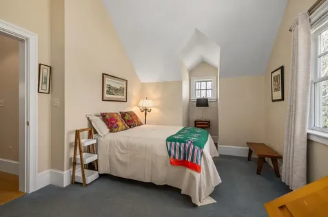 22 Colonial Lane New Castle NH 03854