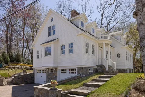 22 Colonial Lane New Castle NH 03854