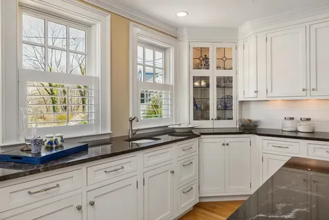 22 Colonial Lane New Castle NH 03854