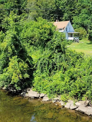 30 River Road Arlington VT 05250