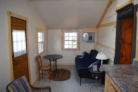 100 Main Street Kingston NH 03848