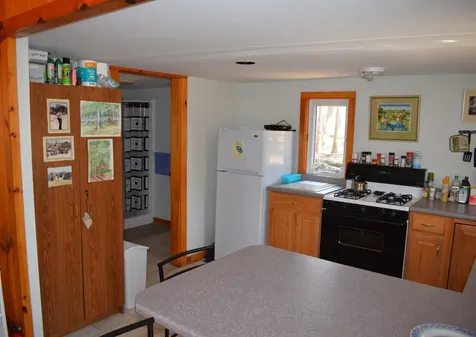 100 Main Street Kingston NH 03848