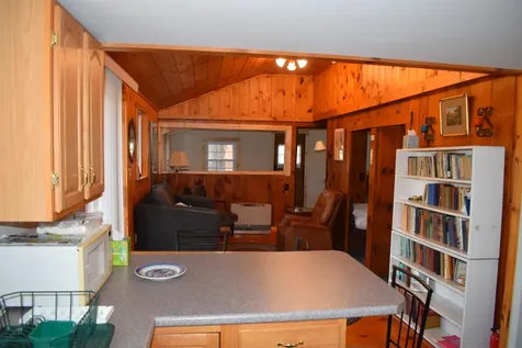 100 Main Street Kingston NH 03848