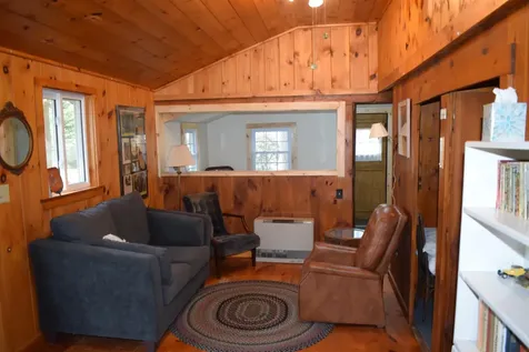 100 Main Street Kingston NH 03848