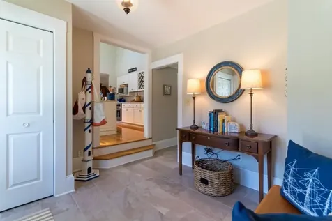 78 Atlantic Avenue North Hampton NH 03862