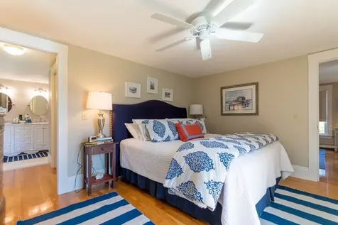 78 Atlantic Avenue North Hampton NH 03862