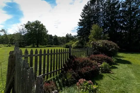 78 Atlantic Avenue North Hampton NH 03862