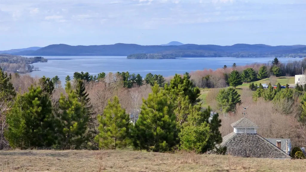 51 Hartley Lane Newport City VT 05855