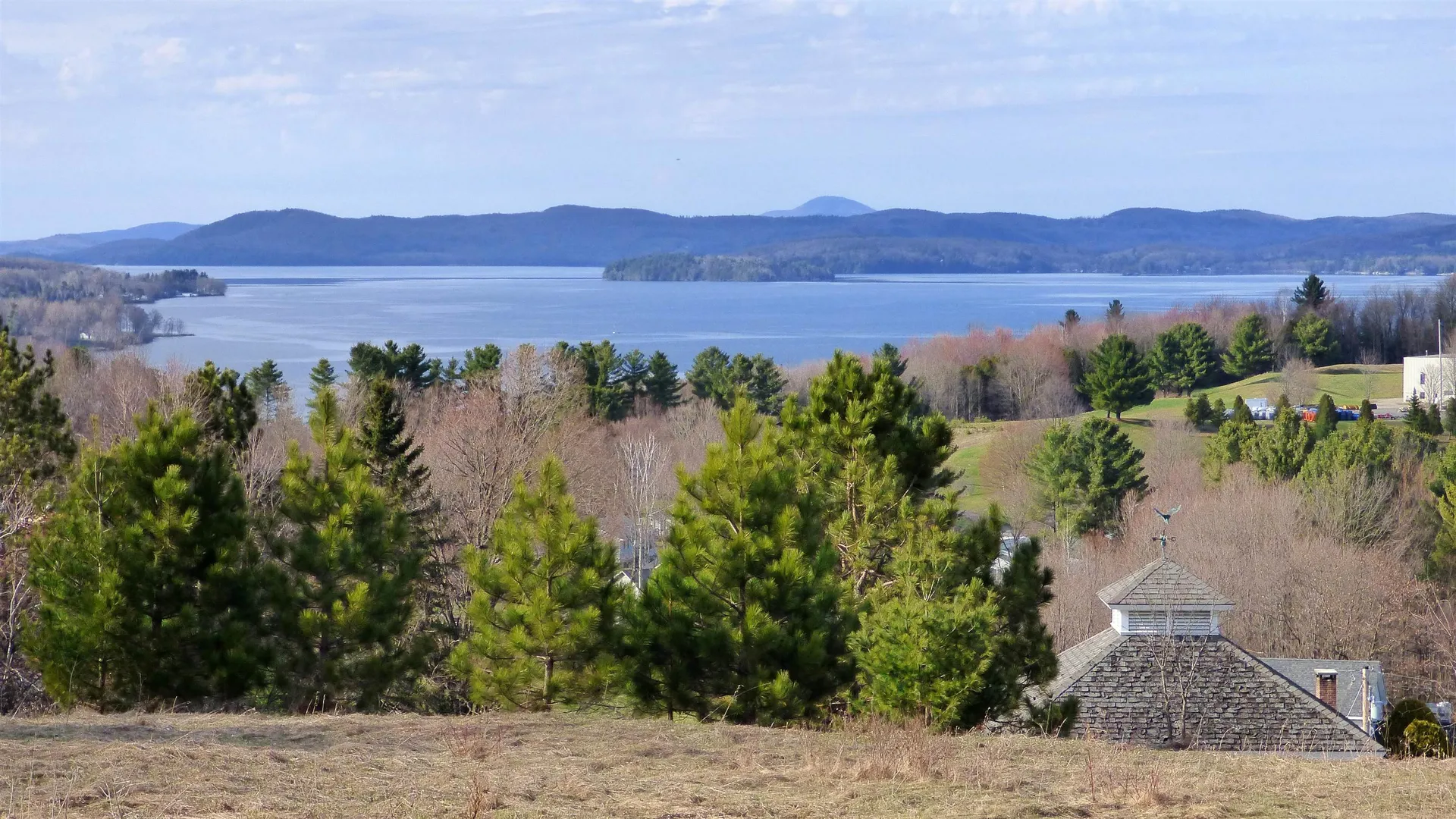 51 Hartley Lane Newport City VT 05855