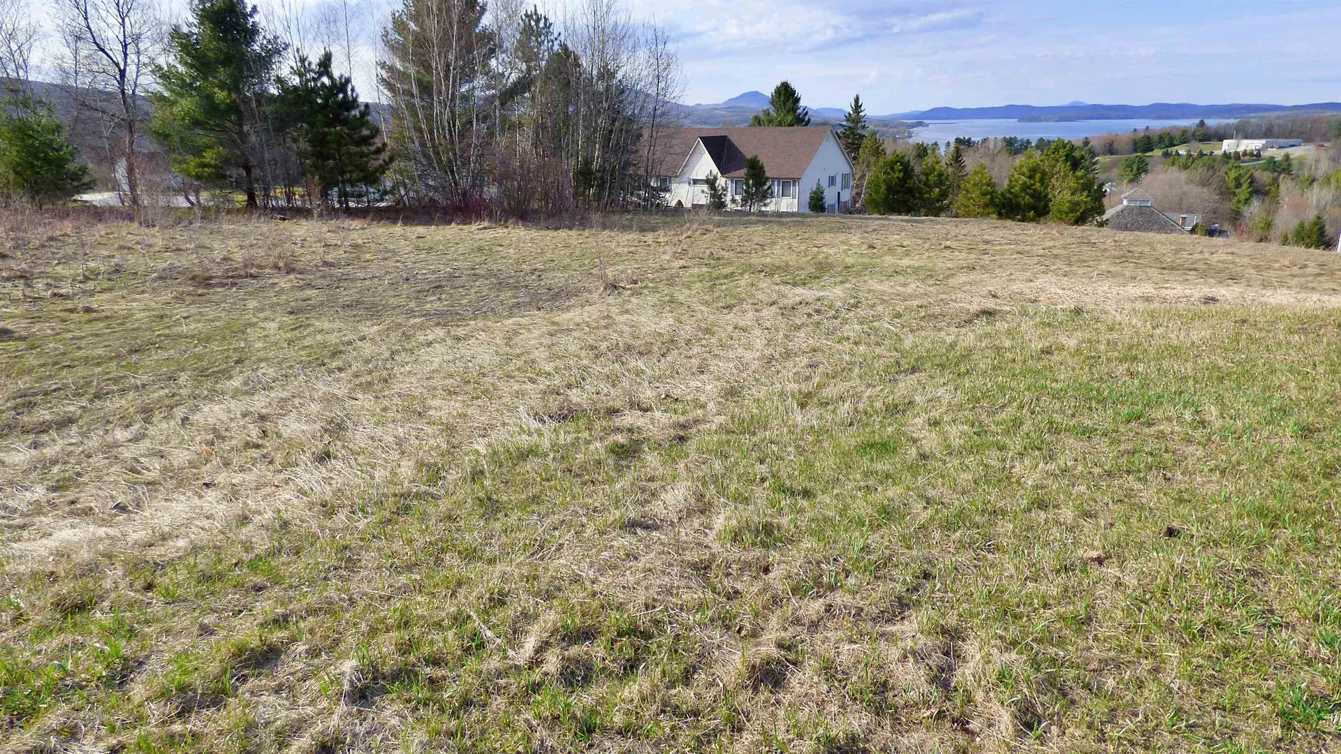 51 Hartley Lane Newport City VT 05855