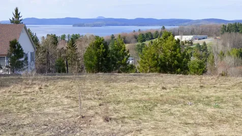 51 Hartley Lane Newport City VT 05855