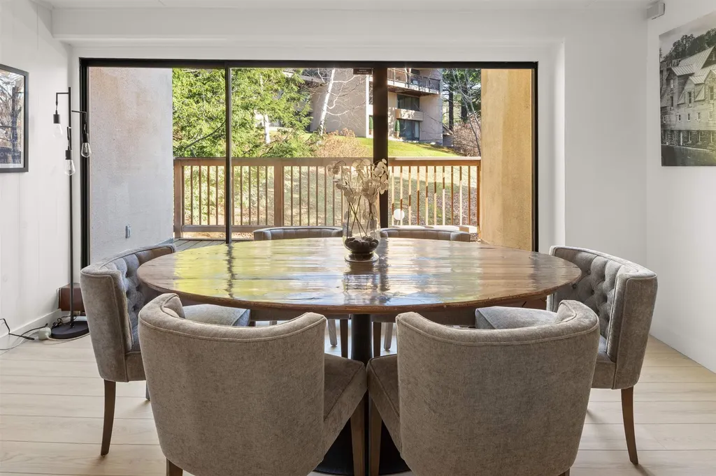 1307 Notchbrook Road Stowe VT 05672