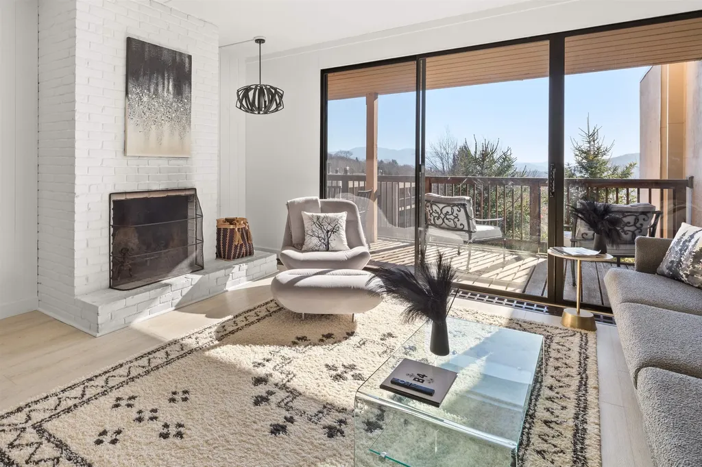 1307 Notchbrook Road Stowe VT 05672