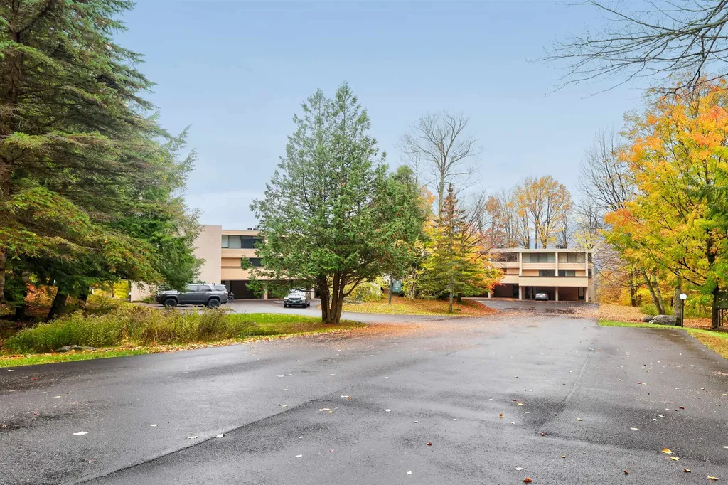 1307 Notchbrook Road Stowe VT 05672