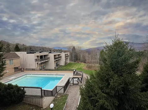 1307 Notchbrook Road Stowe VT 05672