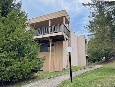 1307 Notchbrook Road Stowe VT 05672