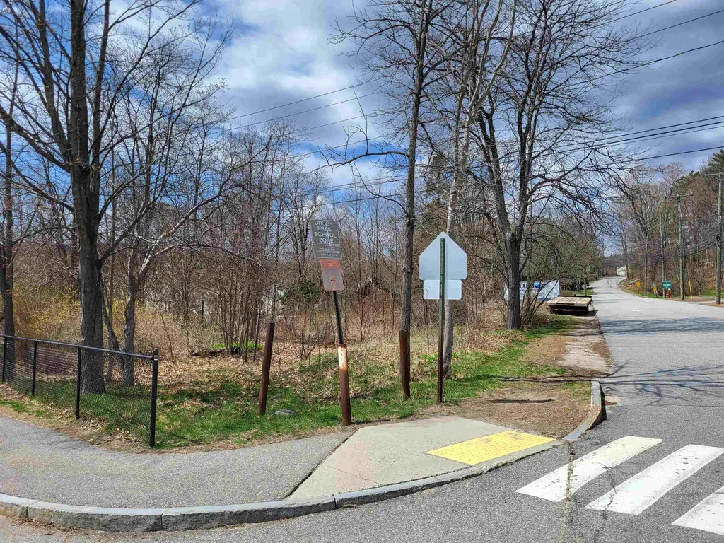 171 North Main Street Bristol NH 03222