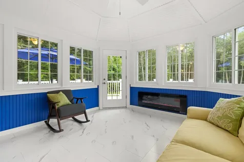 19 Wiggin Way Stratham NH 03885