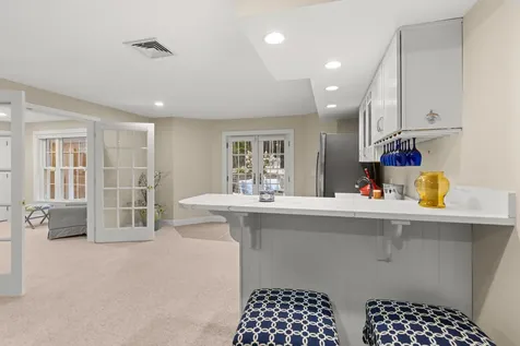 19 Wiggin Way Stratham NH 03885