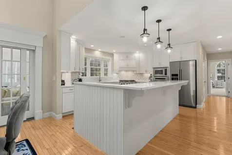 19 Wiggin Way Stratham NH 03885
