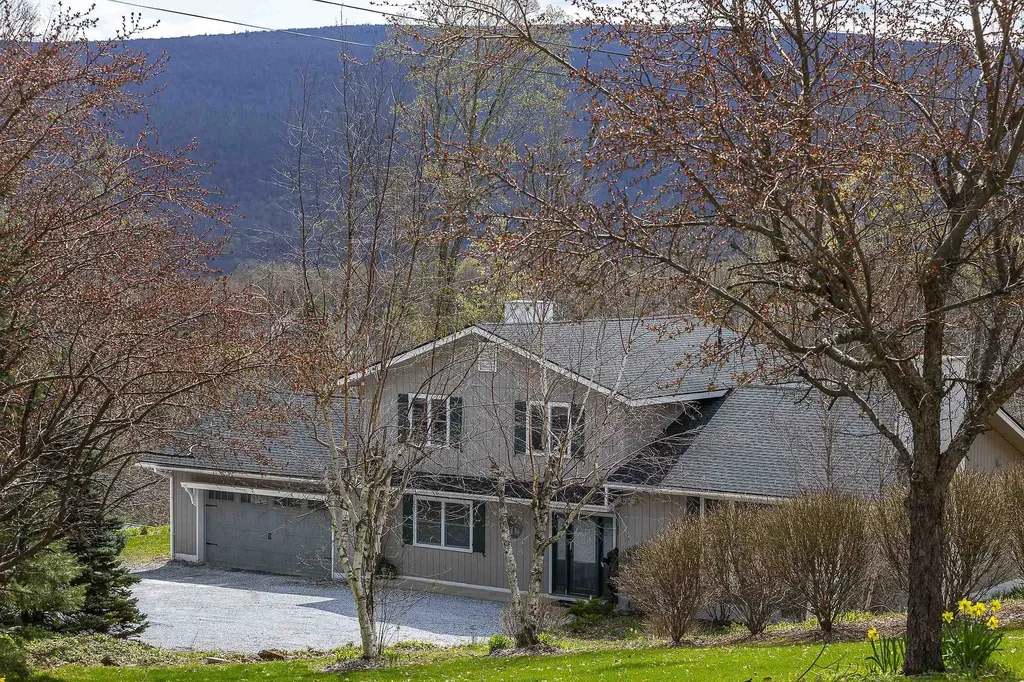 327 Deer Meadow Road Manchester VT 05255