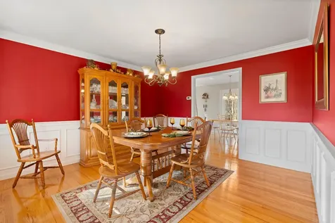 36 Maplevale Road East Kingston NH 03827