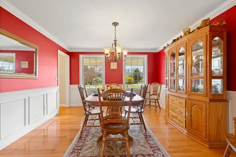36 Maplevale Road East Kingston NH 03827