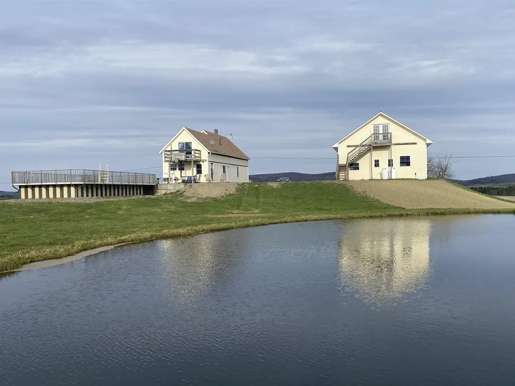 700 Number 12 Road Newport Town VT 05857