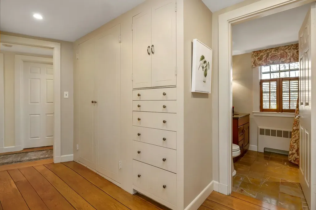 1 Lookout Lane Portsmouth NH 03801