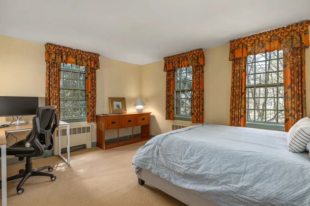 1 Lookout Lane Portsmouth NH 03801