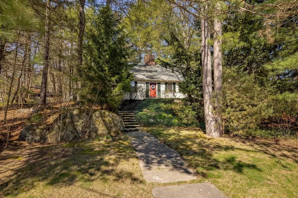 1 Lookout Lane Portsmouth NH 03801