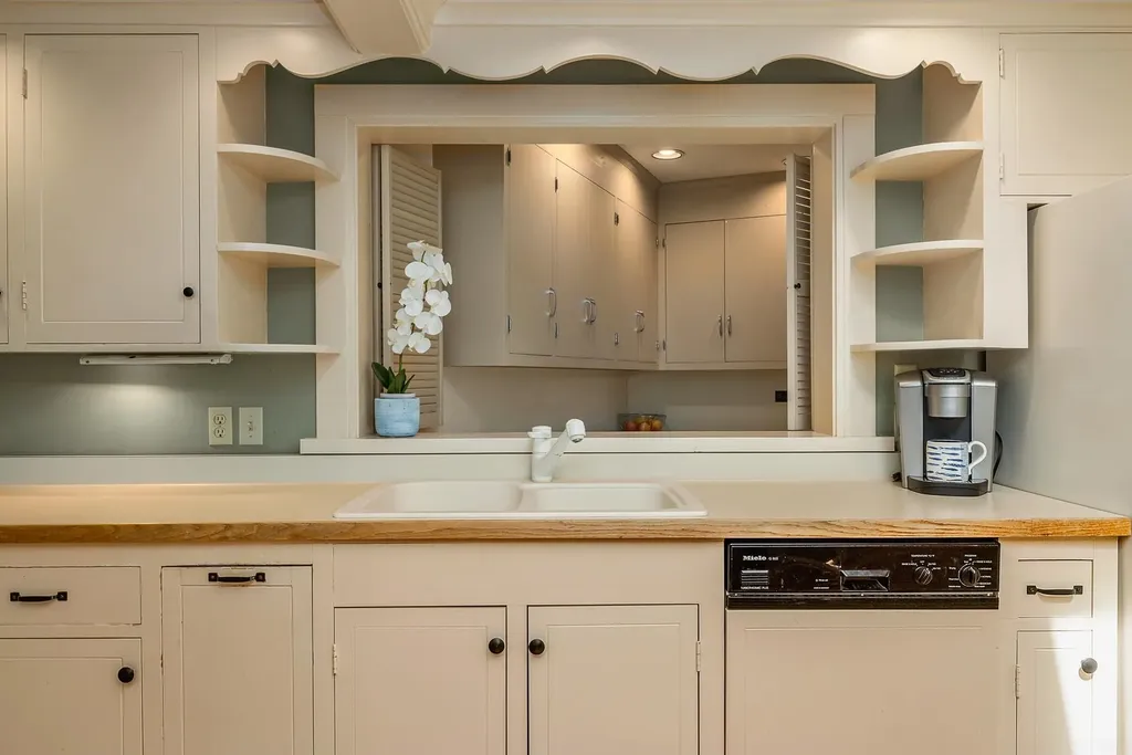 1 Lookout Lane Portsmouth NH 03801