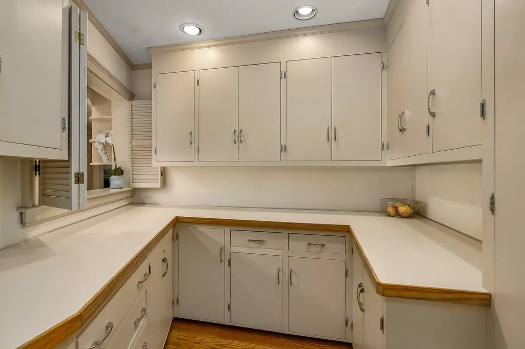 1 Lookout Lane Portsmouth NH 03801