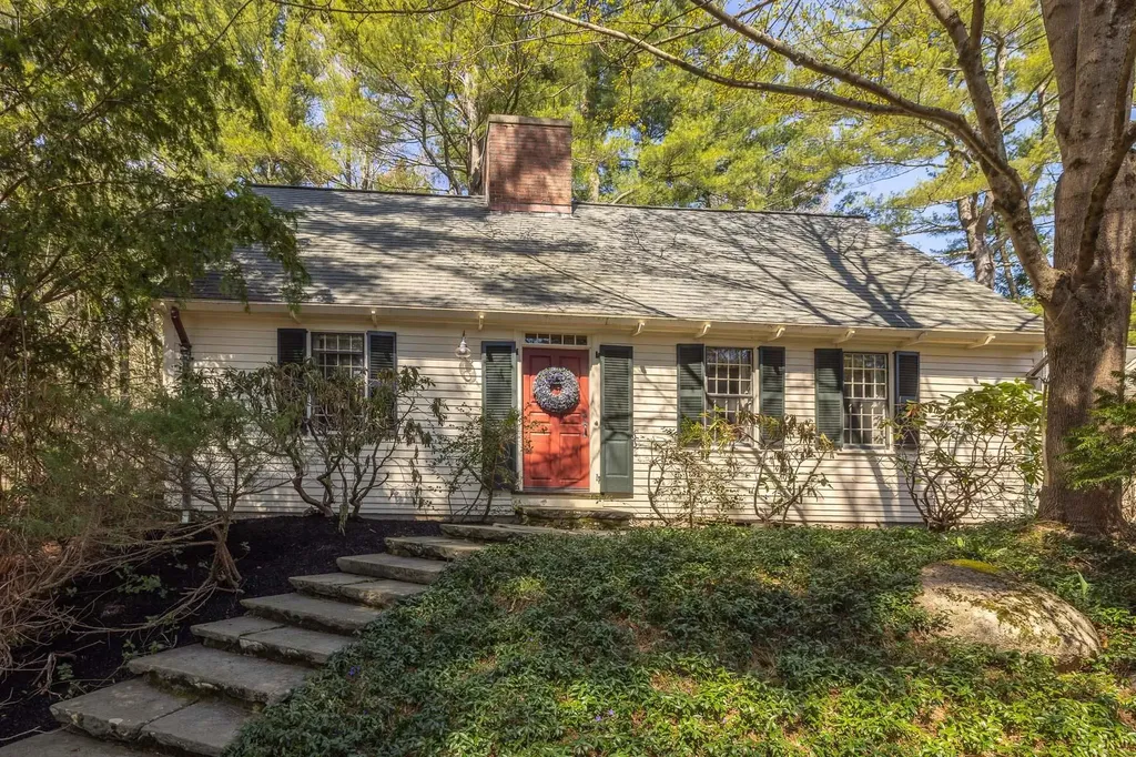 1 Lookout Lane Portsmouth NH 03801