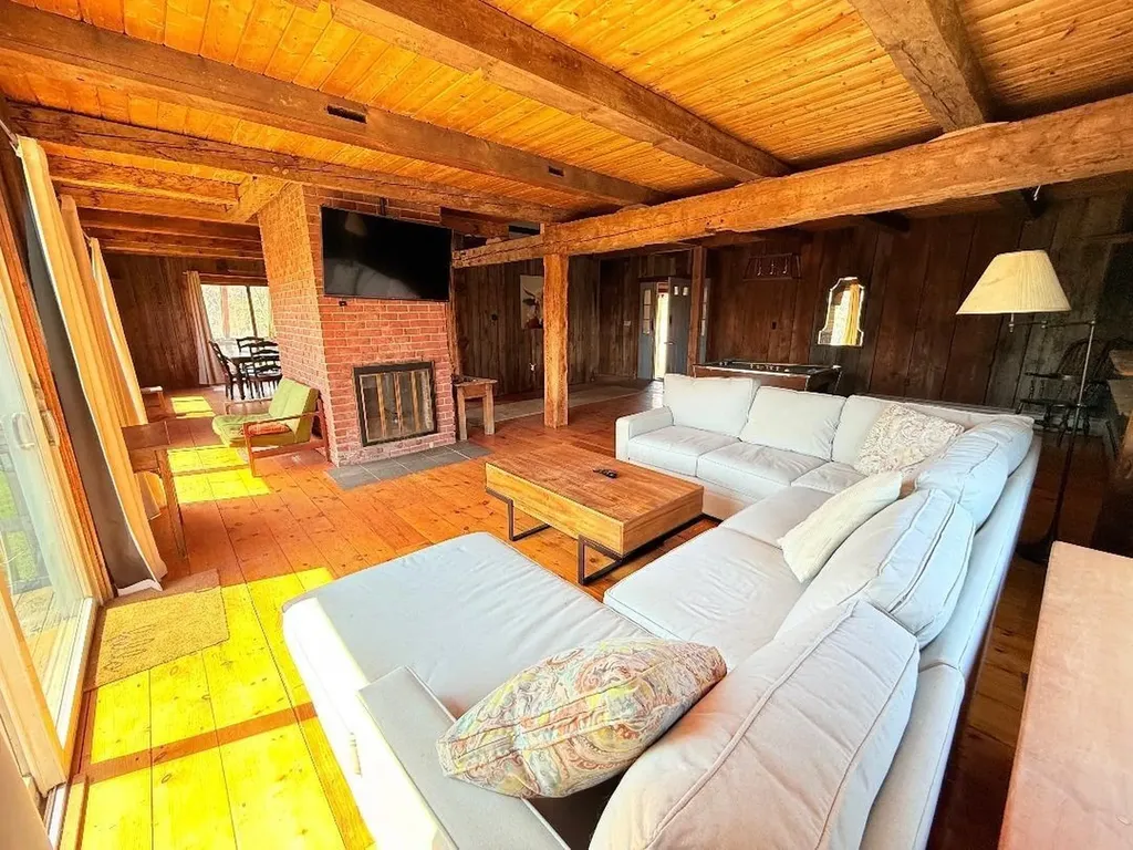 1450 King Hill Road Readsboro VT 05350