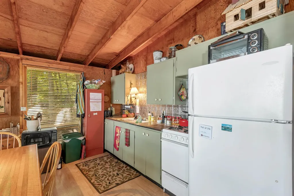 6 Bear Island Meredith NH 03253