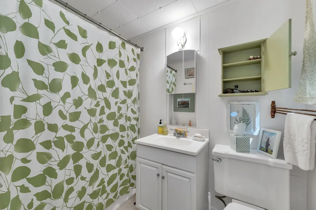 6 Bear Island Meredith NH 03253