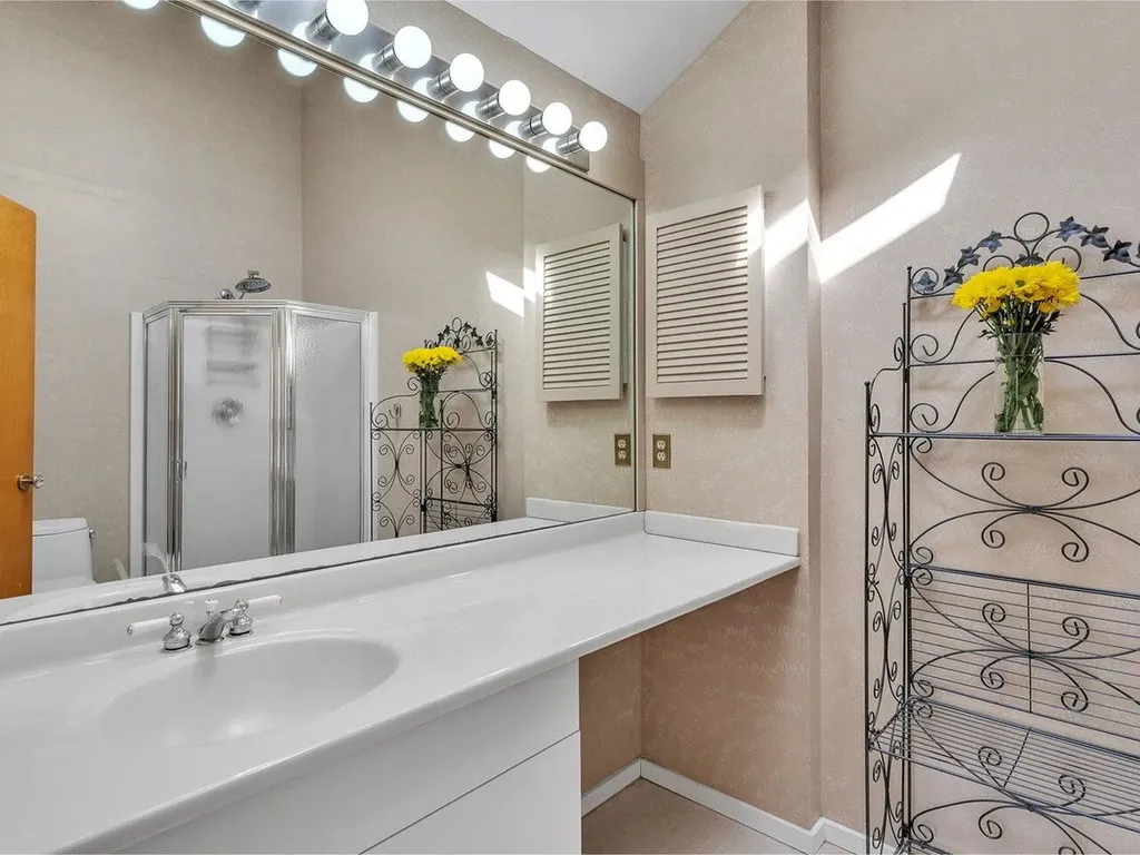 701 Brand Farm Drive South Burlington VT 05403